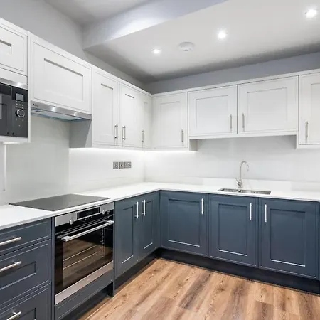 - Clifton 2 Bedroom York