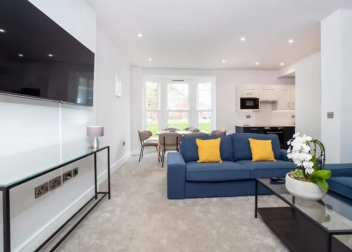 - Clifton 2 Bedroom *